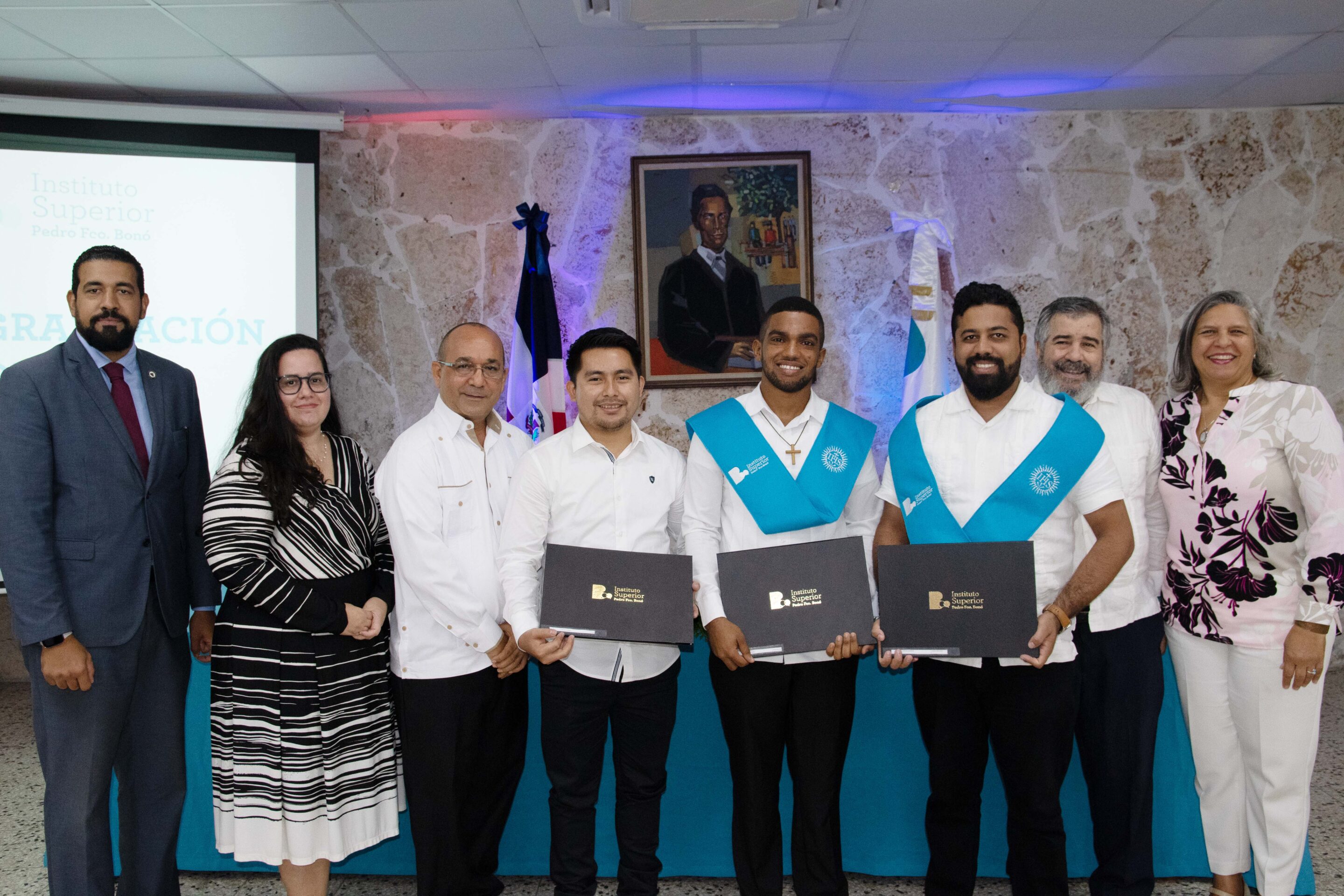 Instituto Superior Pedro Francisco Bonó Celebra su Quinta Graduación Ordinaria